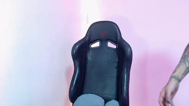 Snapshot of saad_man chatting on 01.13.25 saad man online show from 01.13.25