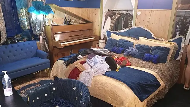 VanessaDoyle online show from 01.06.26