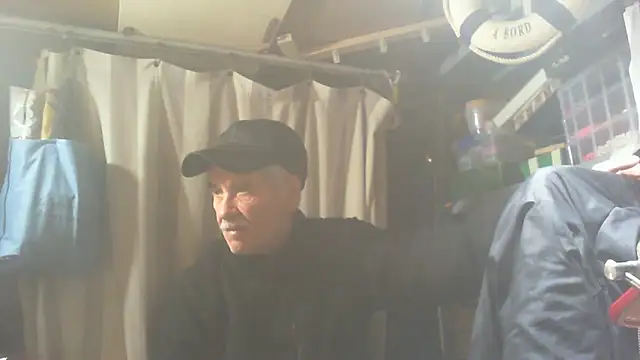 nonnomaturobisex online show from 11.30.25