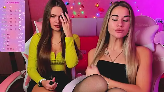 ivannatompsonnn online show from 10.27.25