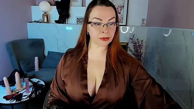 MrsIngrid online show from 04.19.26