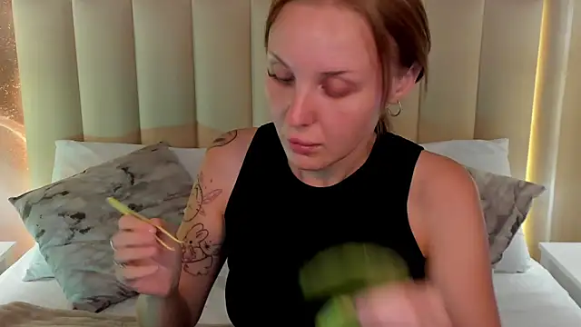 LianaFord online show from 06.25.26
