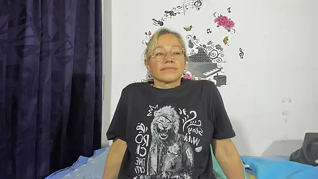Snapshot of anthonela_mature_ chatting on 03.03.25 anthonela mature online show from 03.03.25