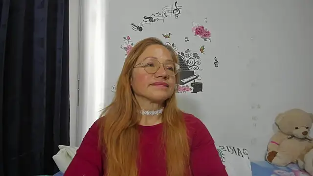 Snapshot of anthonela_mature_ chatting on 10.07.25 anthonela mature online show from 10.07.25