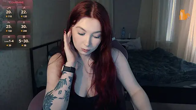 Snapshot of Cute_lina chatting on 02.22.25 Cute lina online show from 02.22.25