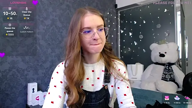 Snapshot of KateJonson chatting on 02.08.26 KateJonson online show from 02.08.26