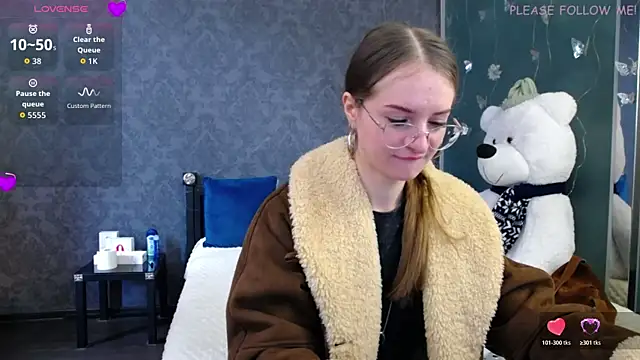 Snapshot of KateJonson chatting on 02.28.26 KateJonson online show from 02.28.26