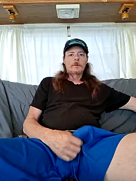 truckerlove69 online show from 04.24.26