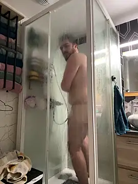 Snapshot of MathAndOnlyMath chatting on 11.03.25 MathAndOnlyMath online show from 11.03.25