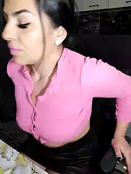 hot-babygirl online show from 02.22.25