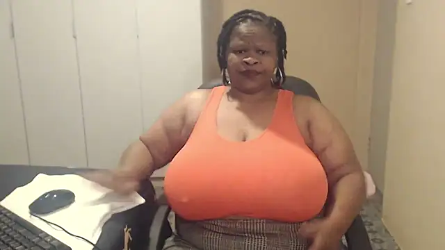 sweetnoziexx online show from 10.05.25