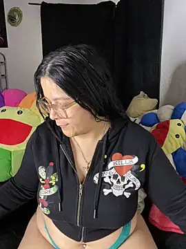 MsConejitaa online show from 11.11.25