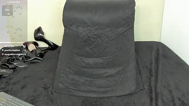 Azahara Amin  online show from 01.13.25