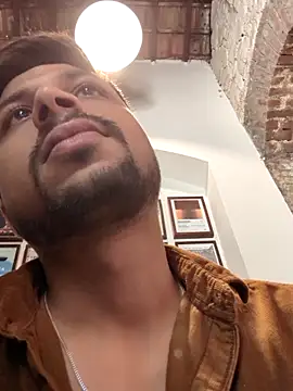  IRRESISTIBLE  online show from 04.07.26