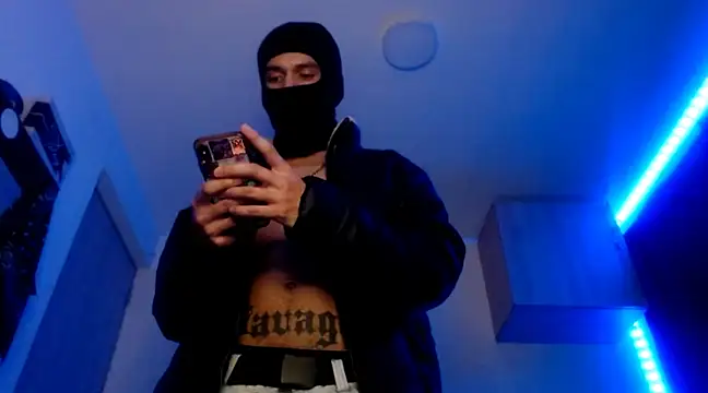 Snapshot of Samuel_Suarez chatting on 02.14.25 Samuel Suarez online show from 02.14.25