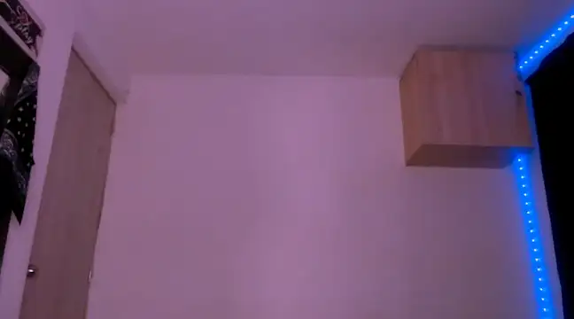 Snapshot of Samuel_Suarez chatting on 02.19.25 Samuel Suarez online show from 02.19.25