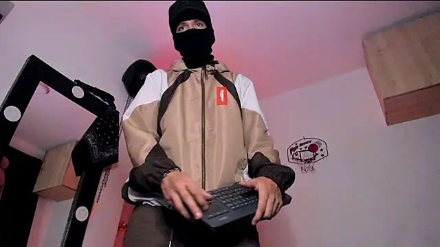 Snapshot of Samuel_Suarez chatting on 02.05.26 Samuel Suarez online show from 02.05.26