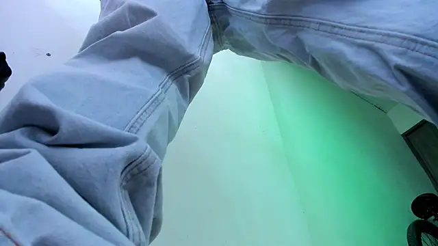 Snapshot of Samuel_Suarez chatting on 02.26.26 Samuel Suarez online show from 02.26.26