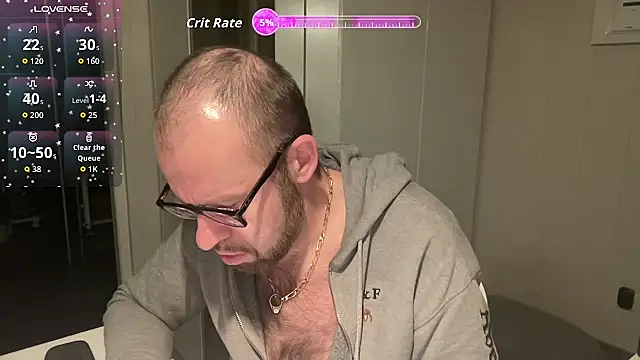 Snapshot of FABIOGLASSES chatting on 10.09.25 FABIOGLASSES online show from 10.09.25