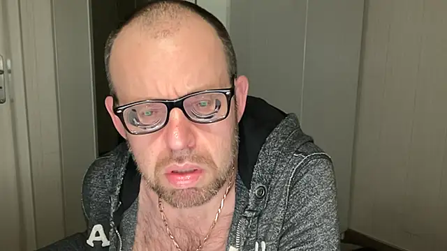 FABIOGLASSES online show from 11.23.25