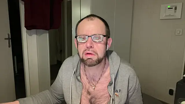 FABIOGLASSES online show from 02.14.26