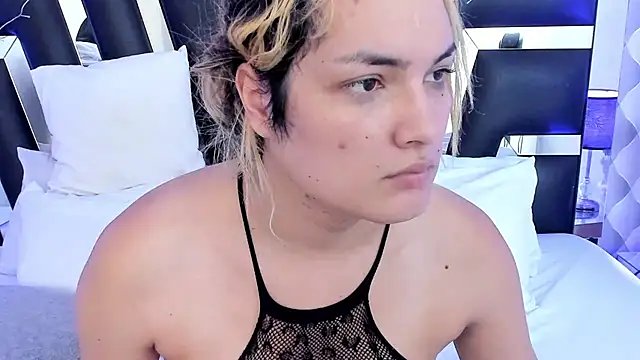 Snapshot of katya_kozlov chatting on 03.03.25 katya kozlov online show from 03.03.25