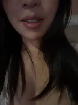 Snapshot of Meet_q chatting on 06.18.26 Meet q online show from 06.18.26