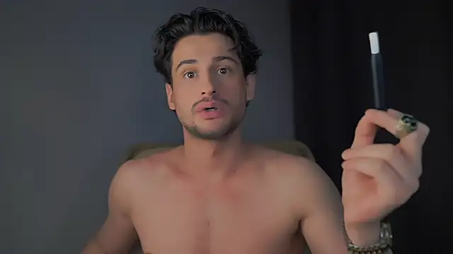 Keen   Luckystrike online show from 12.08.24