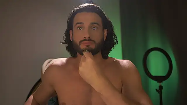 Keen   Luckystrike online show from 10.11.25