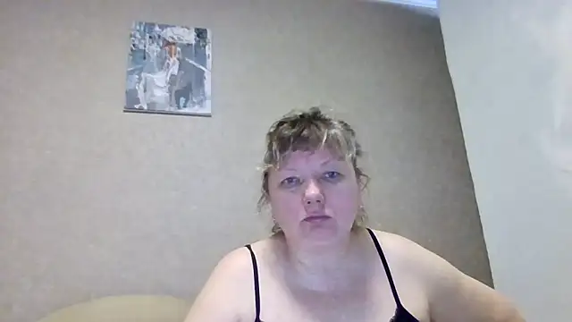 Snapshot of Lusi-777 chatting on 12.18.25 Lusi-777 online show from 12.18.25