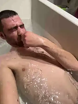 Snapshot of ThatGuyNextDoor1992 chatting on 11.05.25 ThatGuyNextDoor1992 online show from 11.05.25