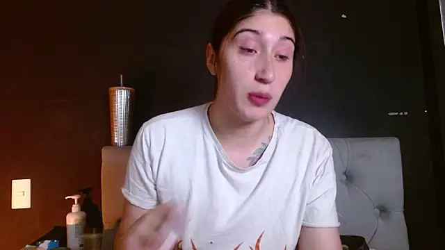 Red-moon1 online show from 07.03.26