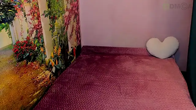 I-JUST-I online show from 11.25.25