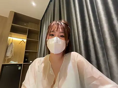 Onee-Chew online show from 06.07.26