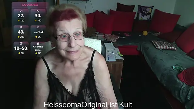 HeisseomaOriginal online show from 09.24.25