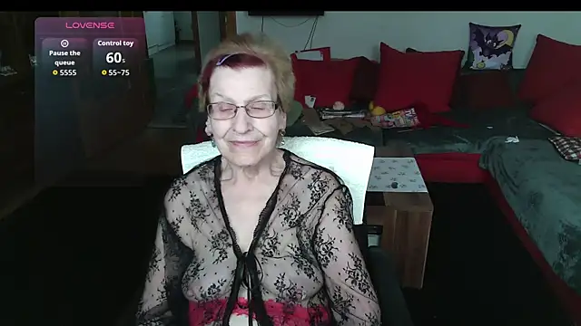 HeisseomaOriginal online show from 03.25.26