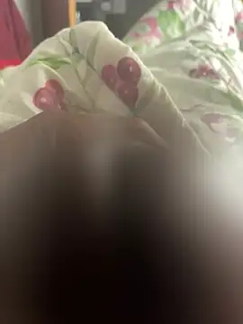 Snapshot of Ieatboth chatting on 02.22.26 Ieatboth online show from 02.22.26