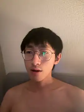 Snapshot of lewdAboyKawaii chatting on 01.08.25 lewdAboyKawaii online show from 01.08.25