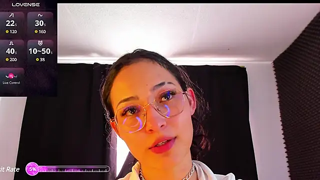 Snapshot of rosario215B chatting on 01.14.25 rosario215B online show from 01.14.25