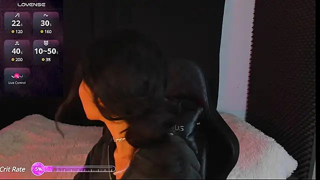 Snapshot of rosario215B chatting on 03.05.25 rosario215B online show from 03.05.25