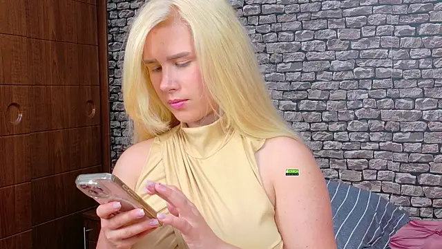 CuteBlondeMe online show from 07.14.26