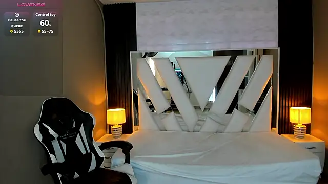 Linda4Petite online show from 03.14.26