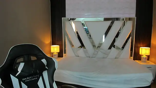 Linda4Petite online show from 04.07.26