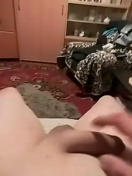 Robertino21cm online show from 12.15.25