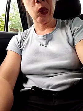 SquirtyMellissaLabia online show from 05.19.26
