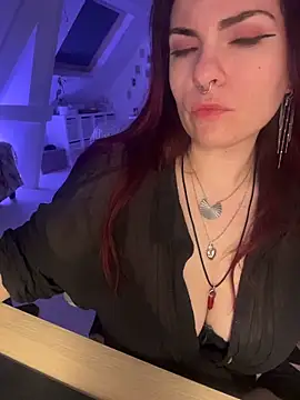 LunaMoongirl online show from 03.01.26