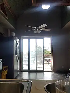 Snapshot of AriannaPena chatting on 10.05.25 AriannaPena online show from 10.05.25