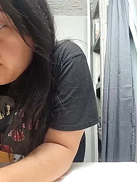 Snapshot of AriannaPena chatting on 10.12.25 AriannaPena online show from 10.12.25