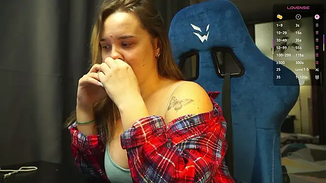 Snapshot of Sandra_SW_ chatting on 03.16.26 Sandra SW online show from 03.16.26