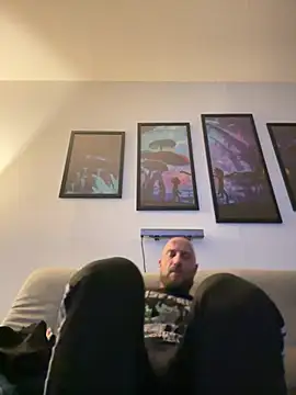 Snapshot of Toyboy471 chatting on 01.08.25 Toyboy471 online show from 01.08.25